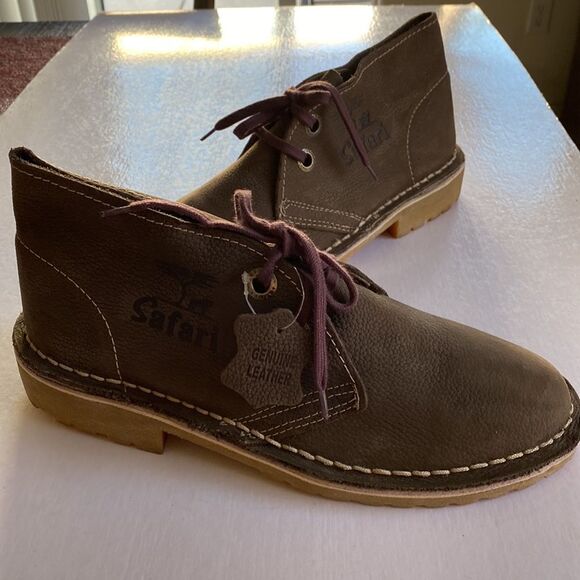 SAFARI by BATA Men’s Leather Chukka Boots Size 9 - Picture 2 of 10